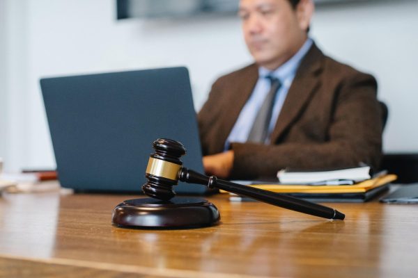 People Can Now Choose the Best Lawyers Online to Meet Their Legal Needs