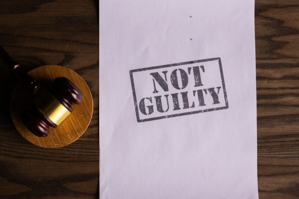 Vimal Elaichi legal case: What’s the Right Move for Shah Rukh Khan?